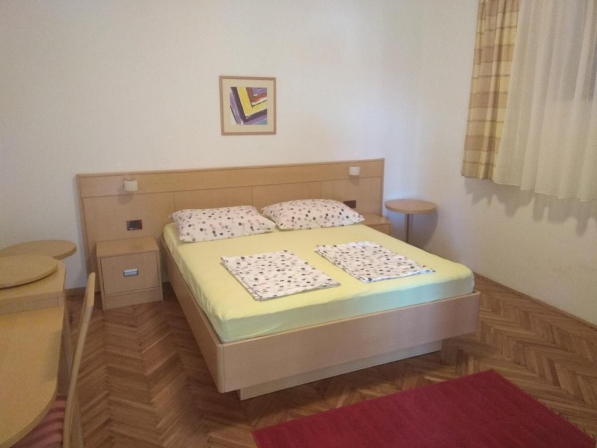 Apartmani Andela I Mladen Debelic Rab Town Extérieur photo