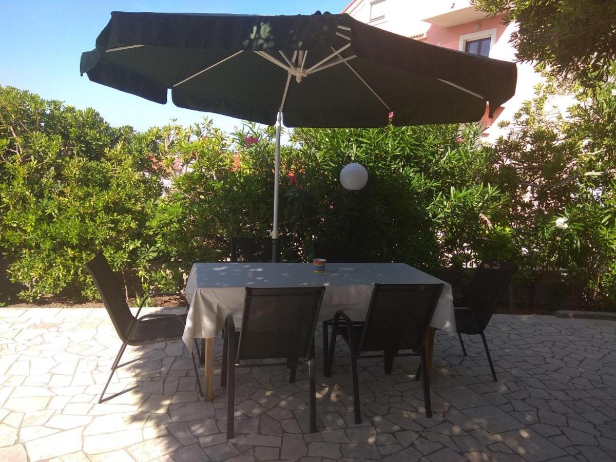 Apartmani Andela I Mladen Debelic Rab Town Extérieur photo
