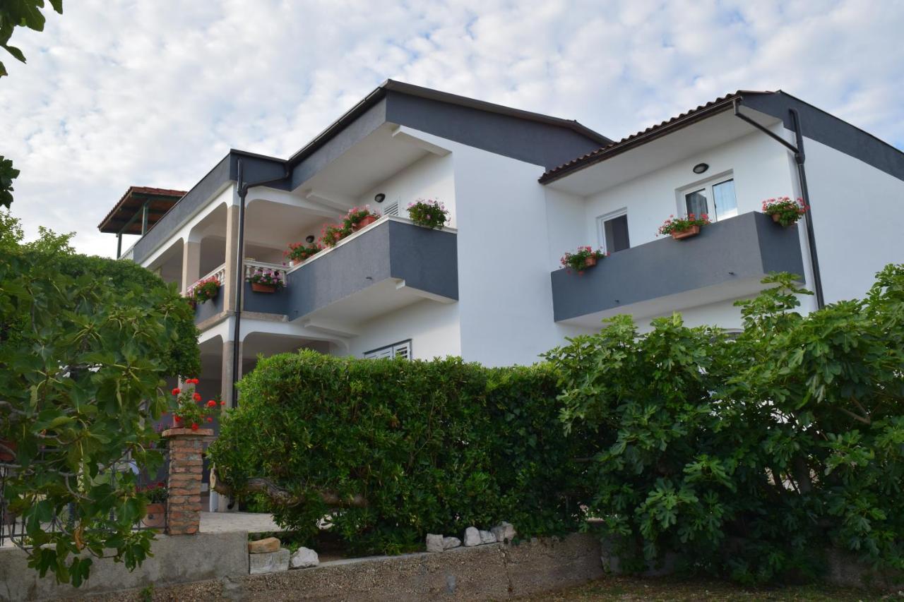 Apartmani Andela I Mladen Debelic Rab Town Extérieur photo