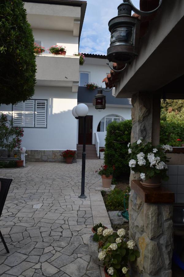 Apartmani Andela I Mladen Debelic Rab Town Extérieur photo