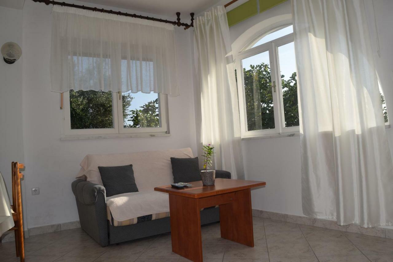 Apartmani Andela I Mladen Debelic Rab Town Extérieur photo