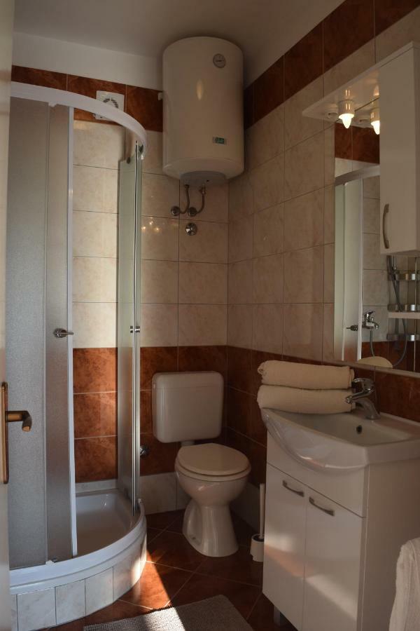 Apartmani Andela I Mladen Debelic Rab Town Extérieur photo